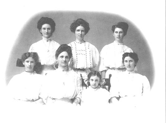 Fannye Cook and her six sisters